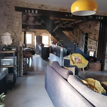 Des Lilas Vakantiehuis Soulaire-et-Bourg